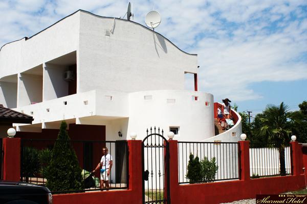 Hotel Sharmat Pitsoenda Buitenkant foto